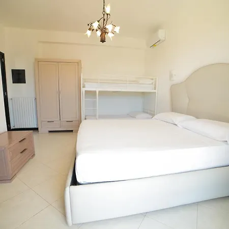 فندق مبيت وإفطار Miramare 3*