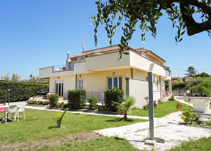 Miramare Bed & Breakfast 3*
